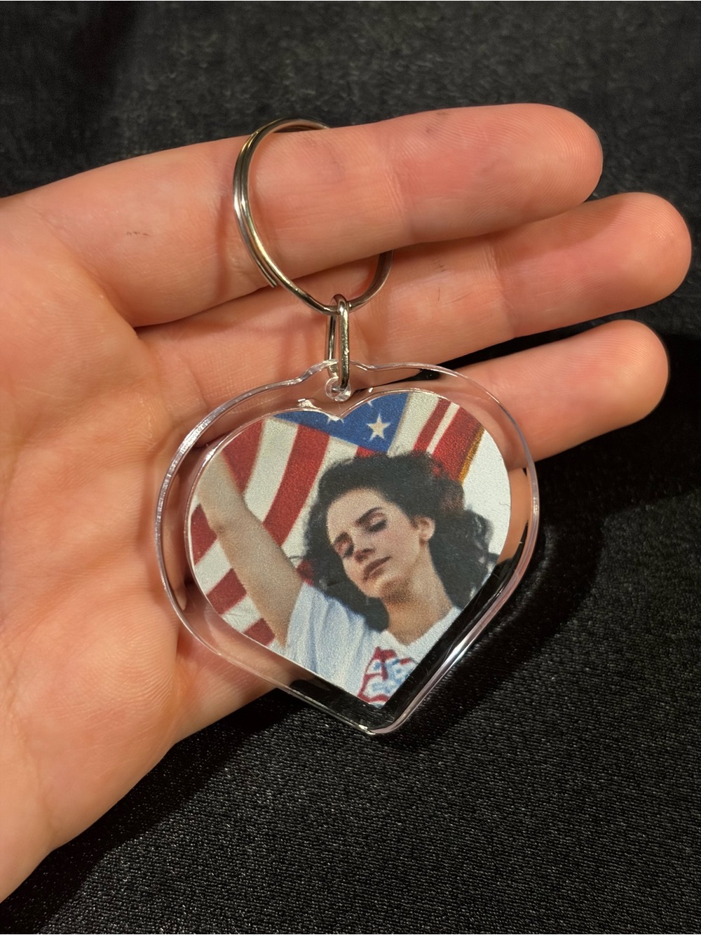Lana Del Rey Keychain - Picture 2 of 3
